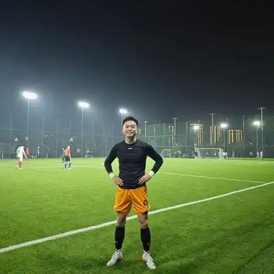 薛致